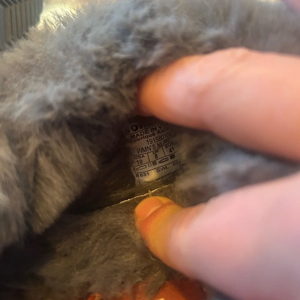 Sorel women’s slippers - Picture 6 of 6